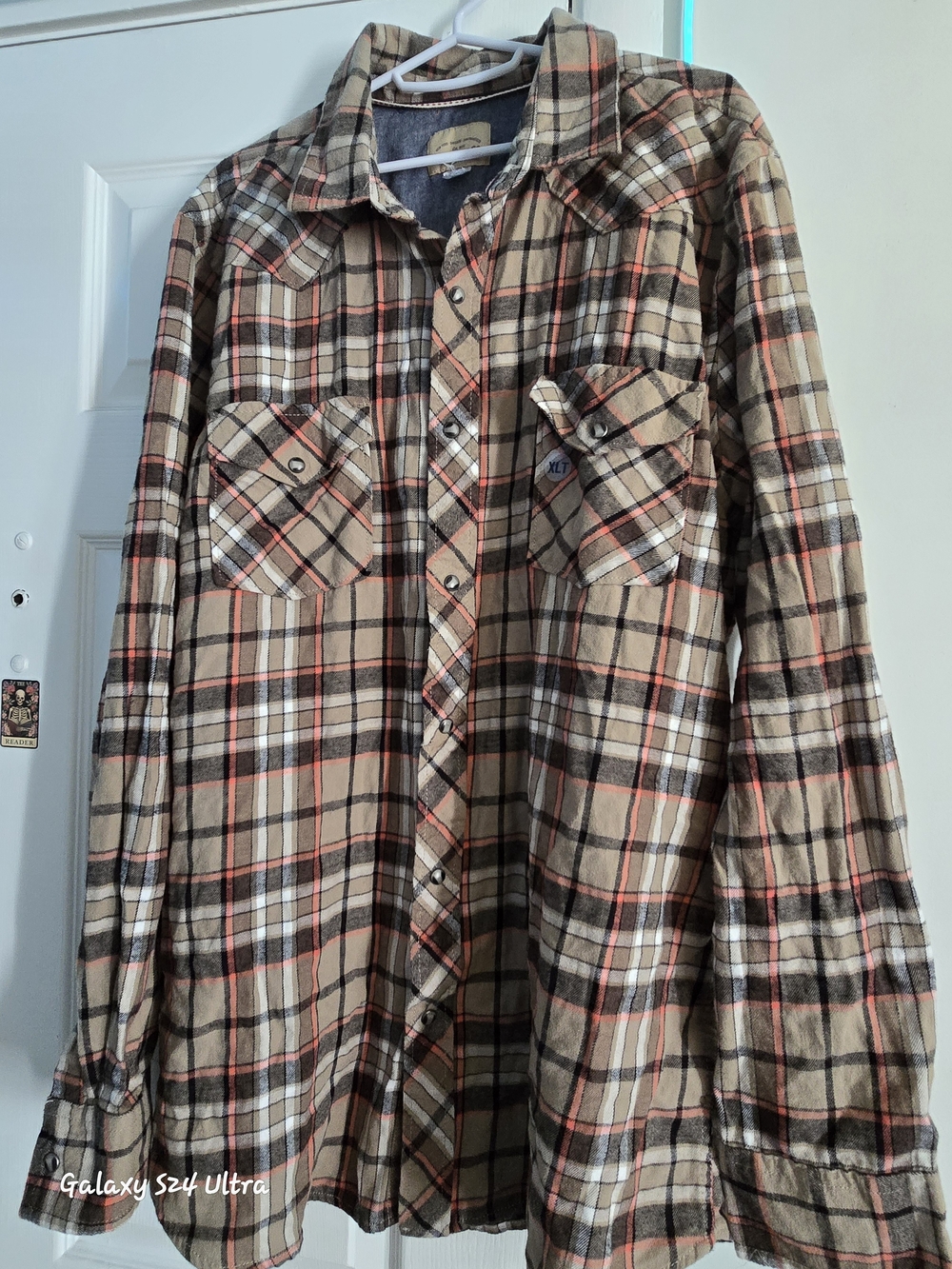 Men's Plaid Button-Up Shirt in Beige, Brown & Red XTL